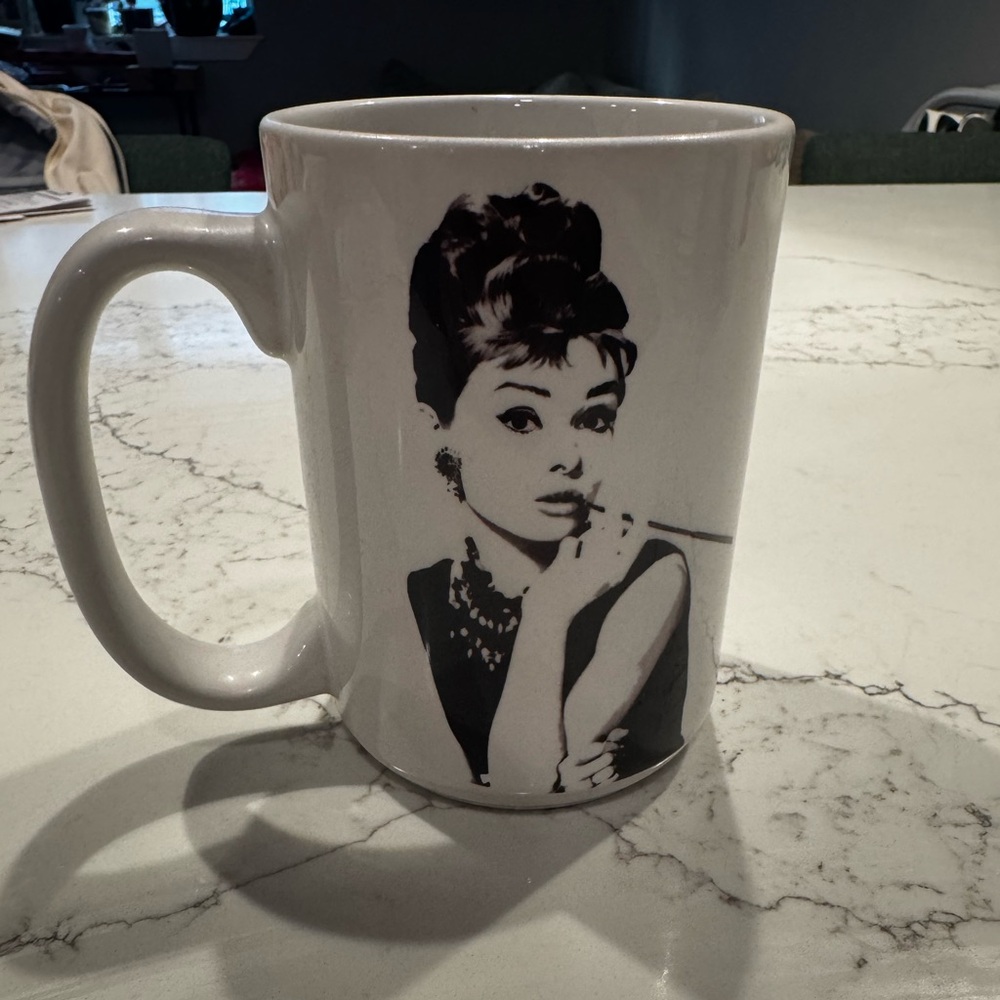 Black and White Mug with Iconic Portrait